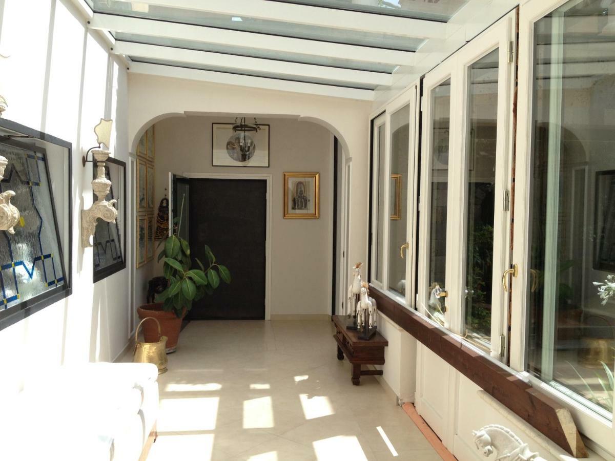 לינה וארוחת בוקר סורנטו Domus Felix מראה חיצוני תמונה